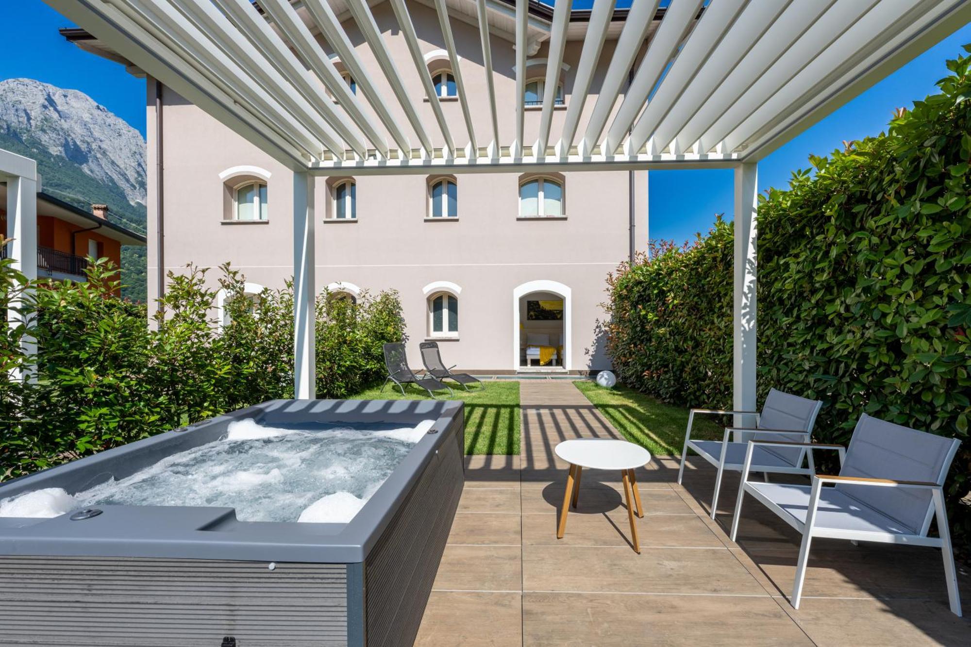 Bianco Hotel Primaluna Εξωτερικό φωτογραφία