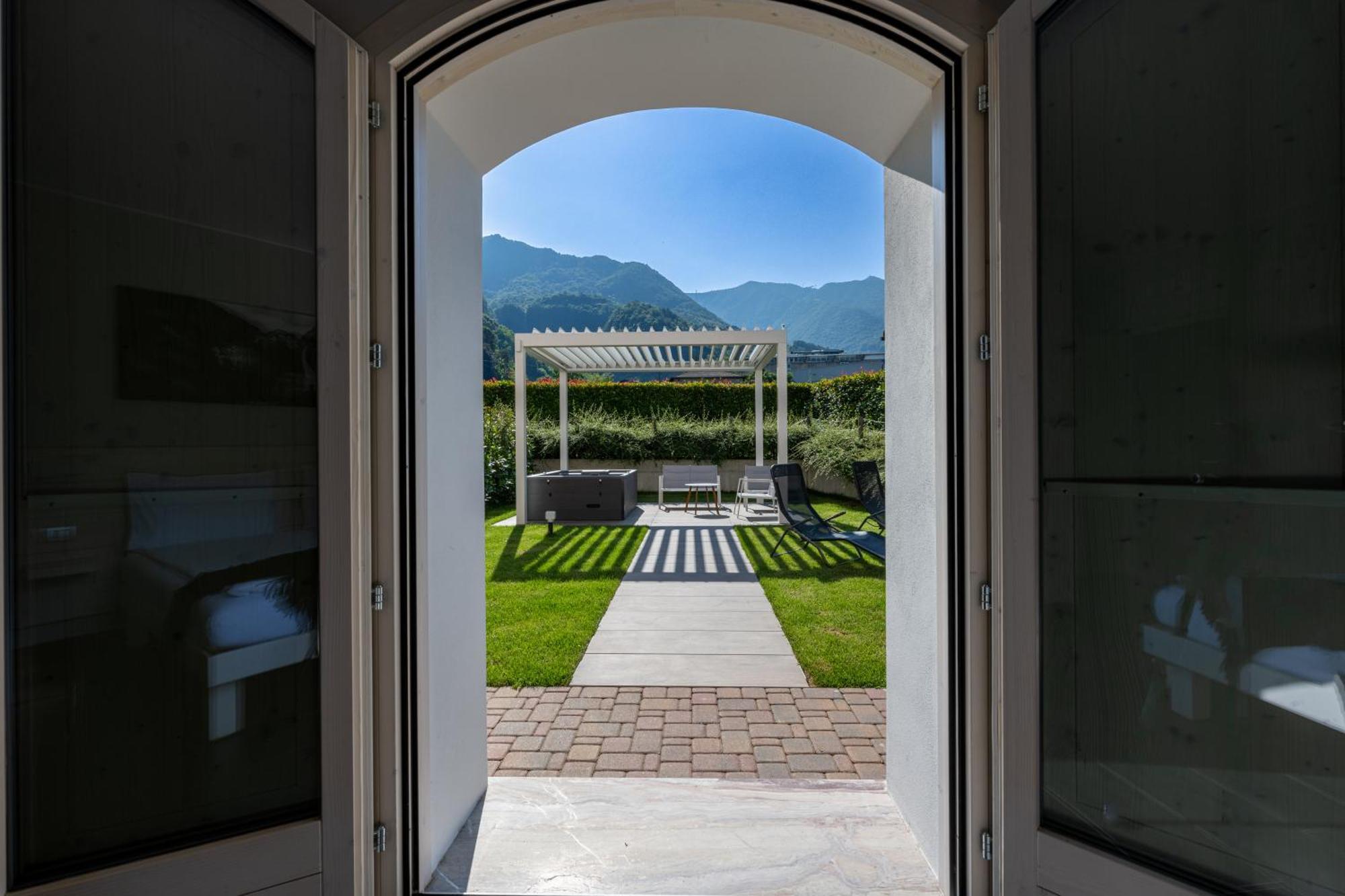 Bianco Hotel Primaluna Εξωτερικό φωτογραφία
